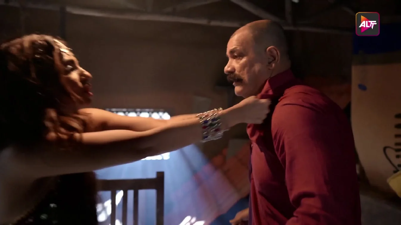 Preview of Raseeli Bhabhi S01 E05-06 AltBalaji